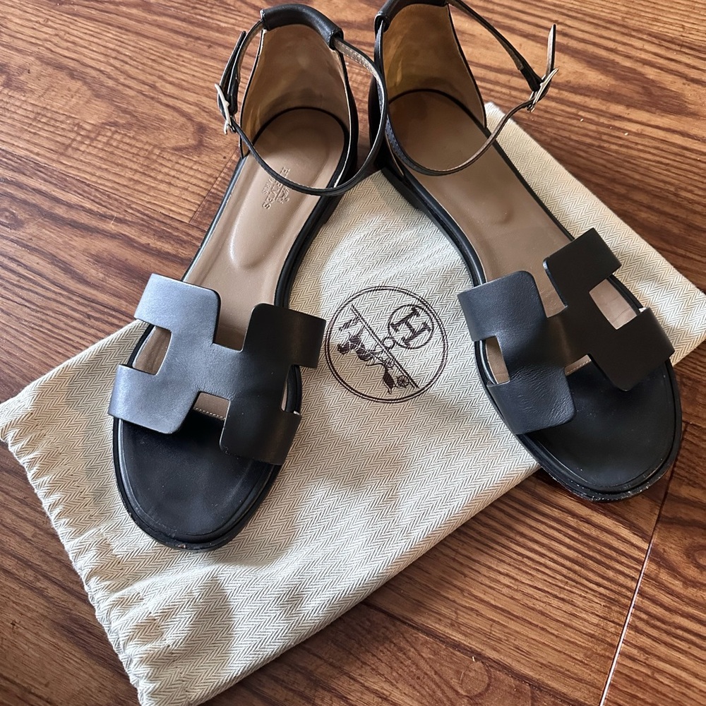 Black Sandals